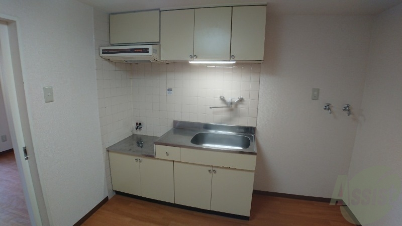 キッチン　ガスキッチンです。２口コンロが設置できます。