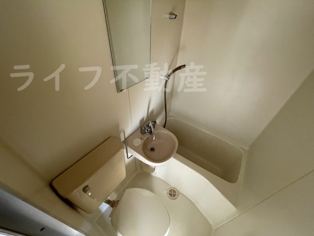 バス・シャワールーム　日々の疲れを癒すお風呂付です