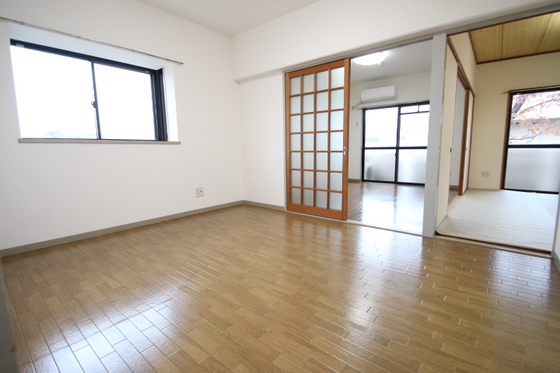 居室・リビング　他号室のお写真です