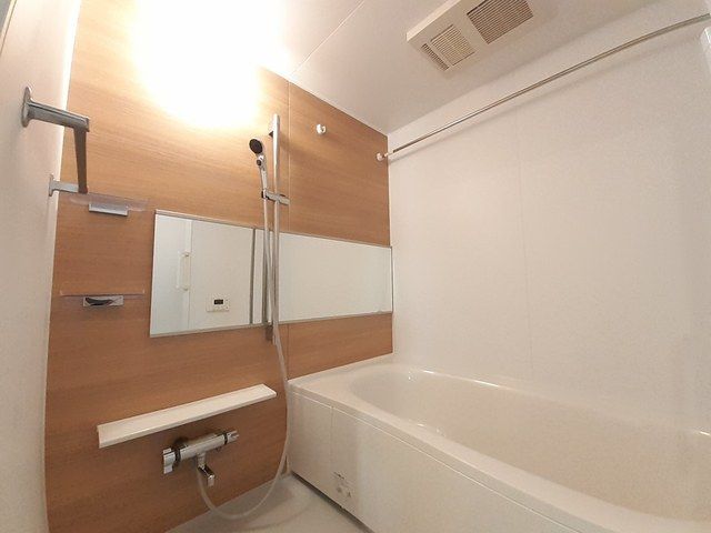 バス・シャワールーム　日々の暮らしに欠かせないお風呂です