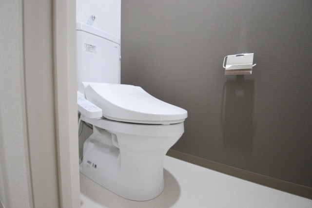 トイレ　※別室の参考写真の為、現況優先です。