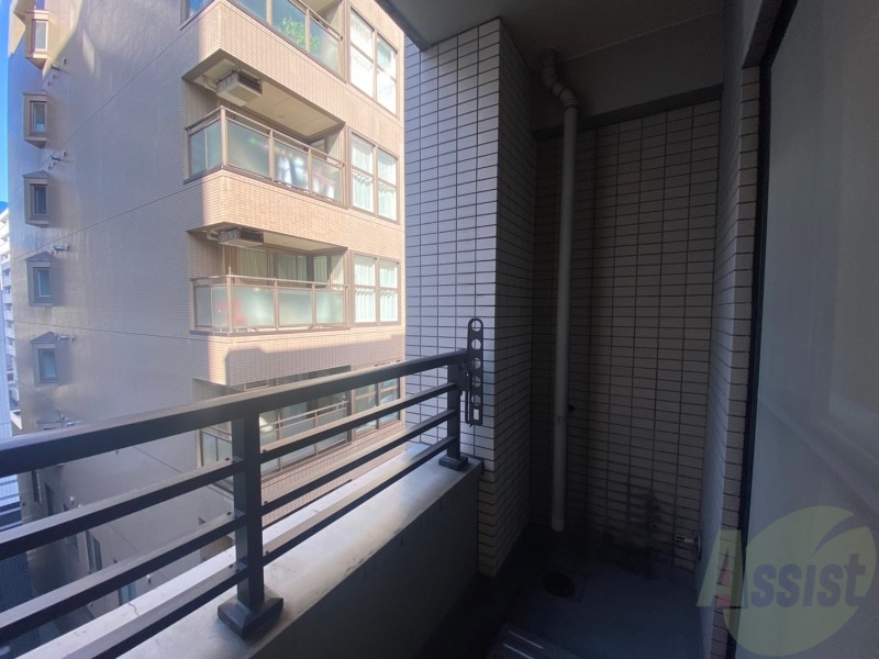 バルコニー　バルコニーです。洗濯物を干したり一息ついたりできますね！