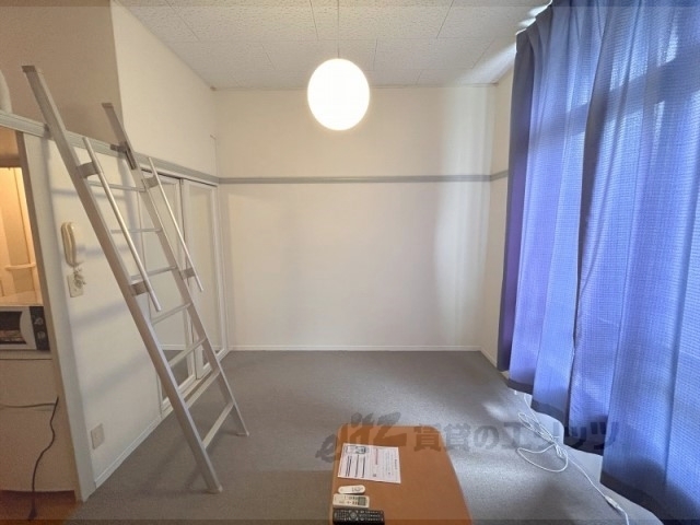 居室・リビング　洋室