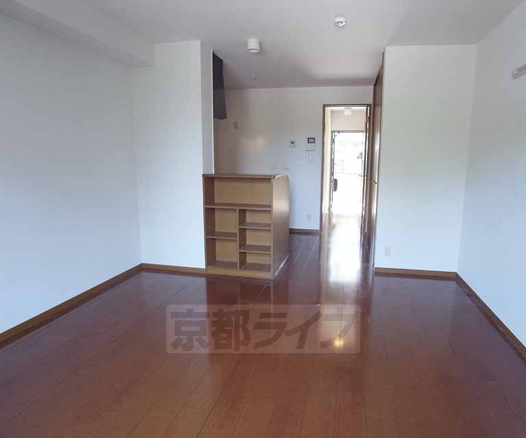 居室・リビング　奥行きがあり広いお部屋です・