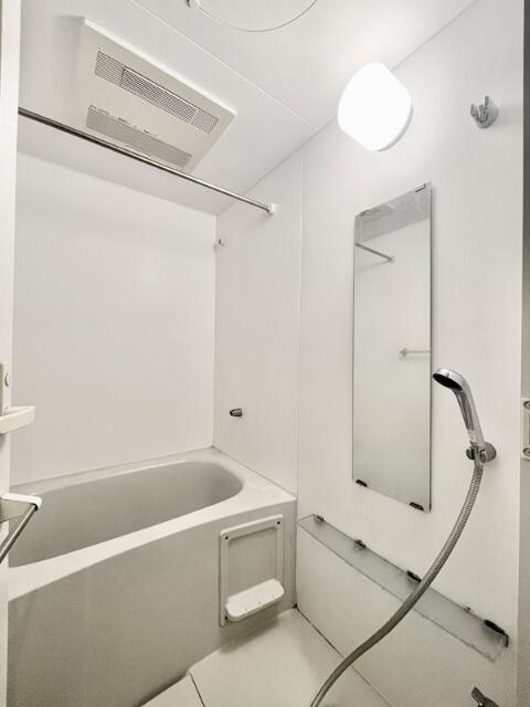 バス・シャワールーム　お風呂です