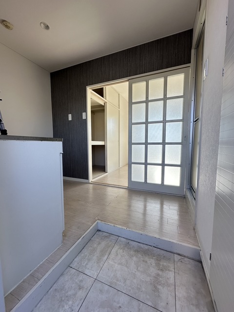 玄関　別部屋参考写真です