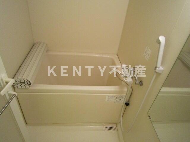 バス・シャワールーム　お風呂です