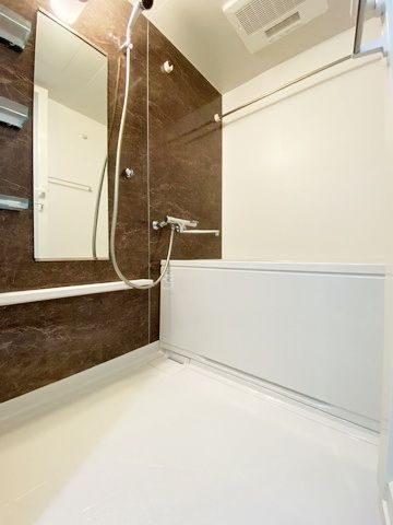 バス・シャワールーム　バス