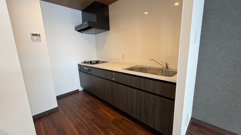 キッチン　広々キッチン