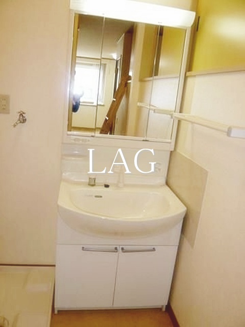 洗面設備　洗面台です。