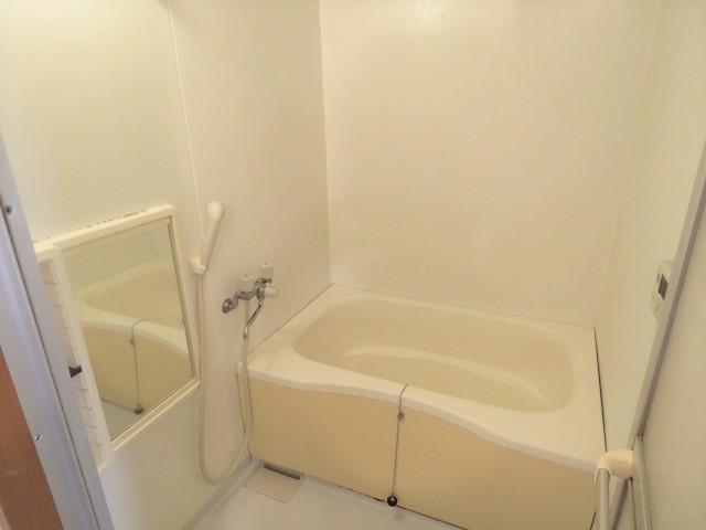 バス・シャワールーム　★ゆっくりお湯に浸かれるバスルーム★