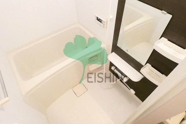 バス・シャワールーム　清潔感のある浴室です！