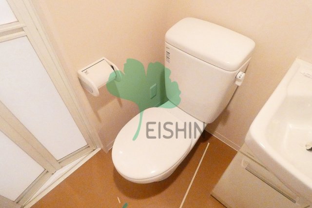 トイレ　清潔感のあるトイレです。