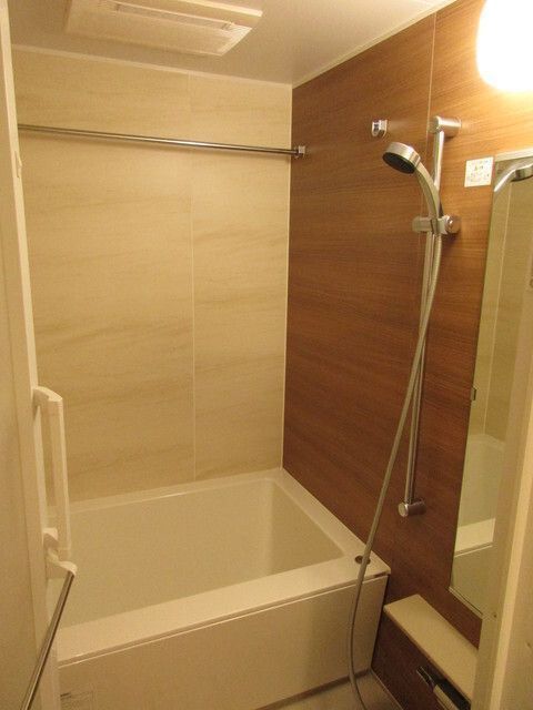 バス・シャワールーム　■浴室暖房乾燥機能■追焚機能バス