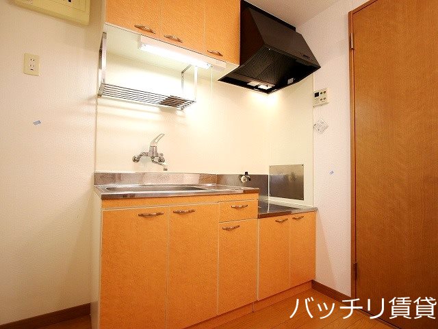 キッチン　同型イメージの為、現状を優先致します
