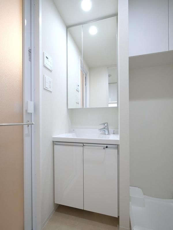 洗面設備　☆嬉しい独立洗面台☆