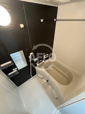 バス・シャワールーム　アート北巽　浴室