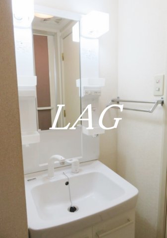 洗面設備　独立洗面台です。