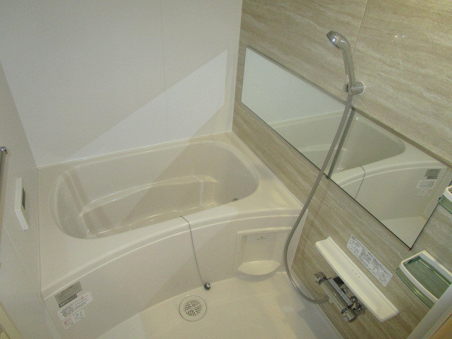 バス・シャワールーム　★追焚と浴室乾燥付バスルーム★