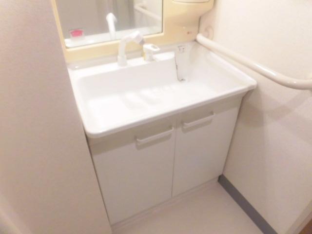 洗面設備　同間取別室