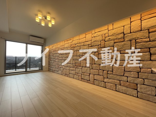 居室・リビング　ゆったり過ごせる居間です