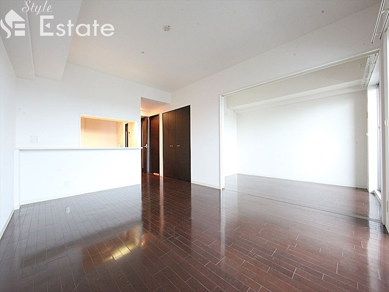 居室・リビング　内装