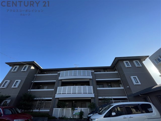 建物外観　オートロック付きで外部からの出入りがなく安心です