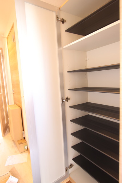 玄関　トールサイズの下駄箱付き★