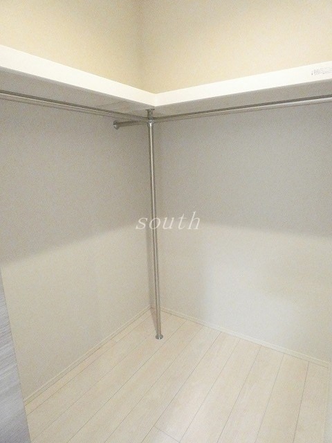 収納　ウォークインクローゼット