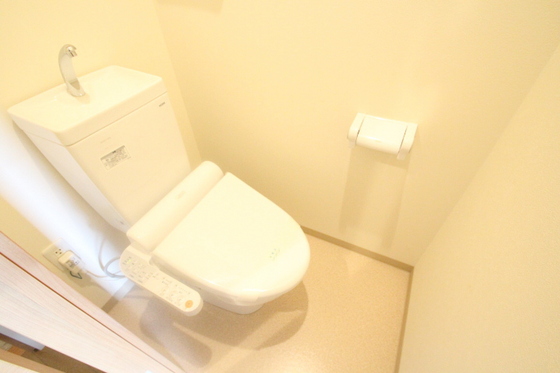 トイレ　※別部屋の写真です