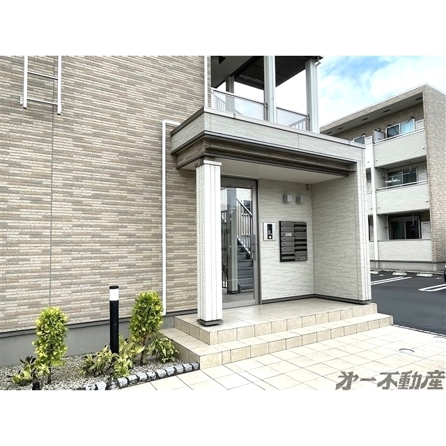 エントランス　エントランス