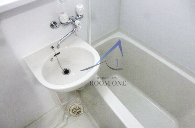 バス・シャワールーム　お風呂です。