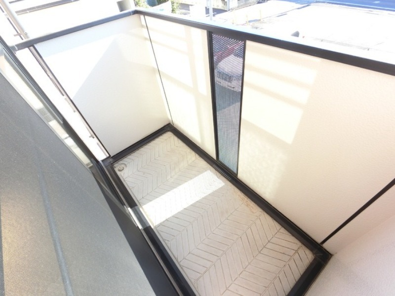 バルコニー　図面と現状に相違がある場合には現状を優先