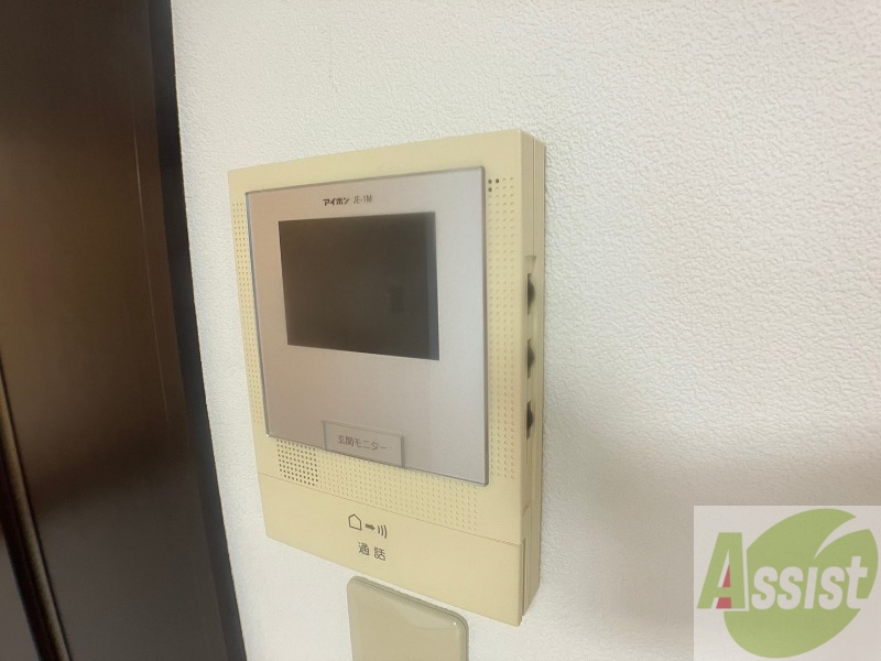 セキュリティ　ＴＶモニター付インターホンです。来客者の顔が見えるので安心！