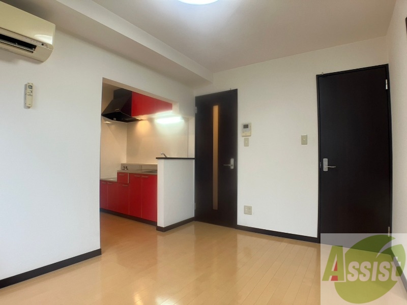 居室・リビング　広くてキレイなお部屋が広がっていて、充実した生活が送れそう。