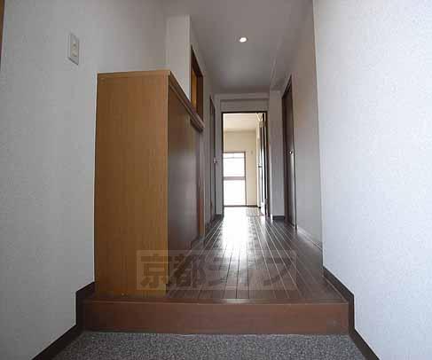 玄関　下駄箱付いてます