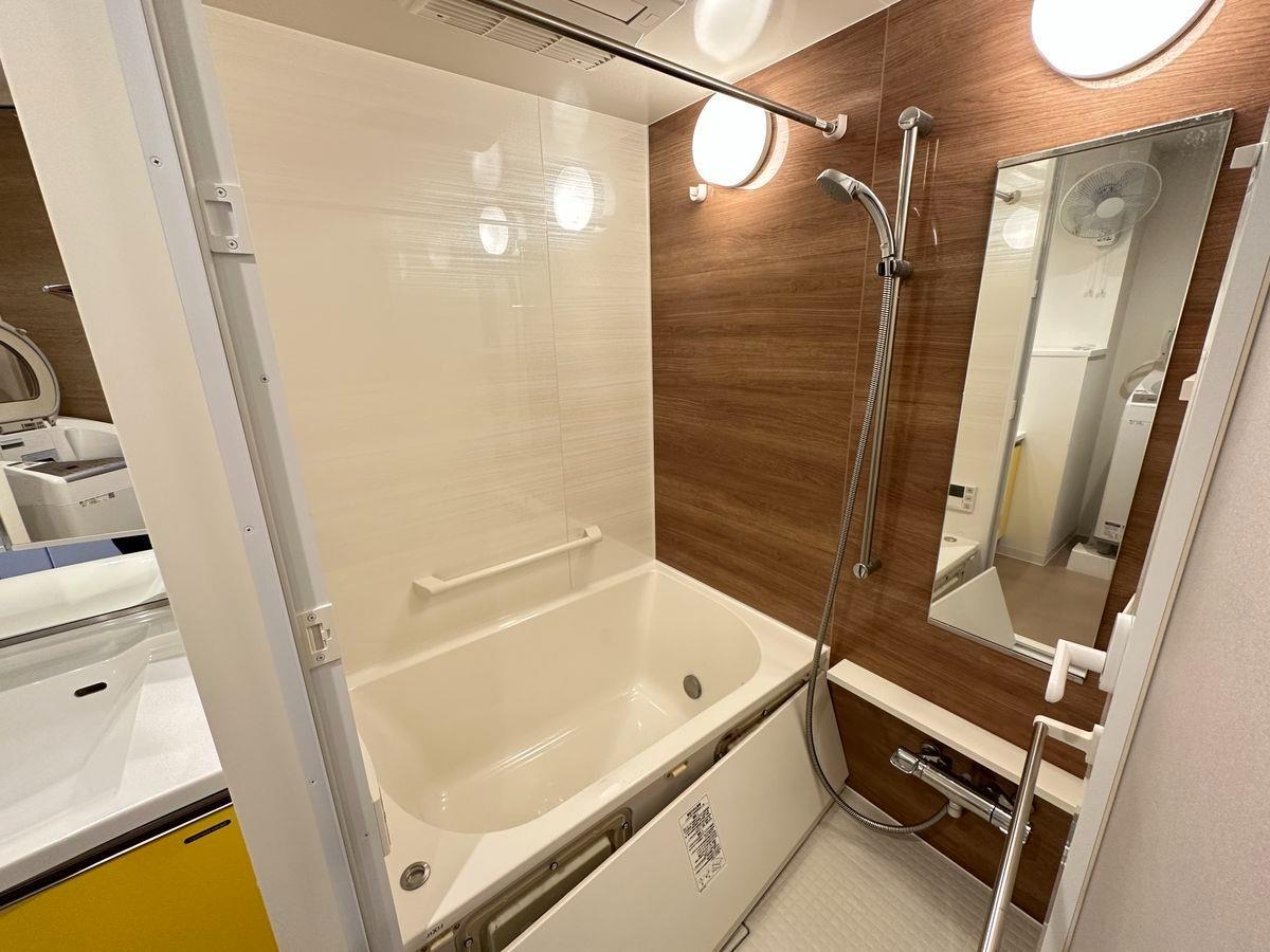 バス・シャワールーム