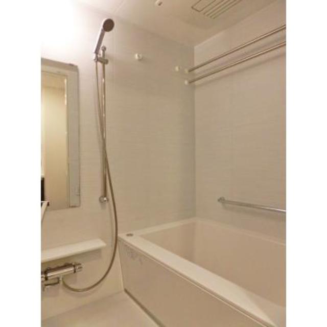 バス・シャワールーム　※写真は同タイプ住戸です。