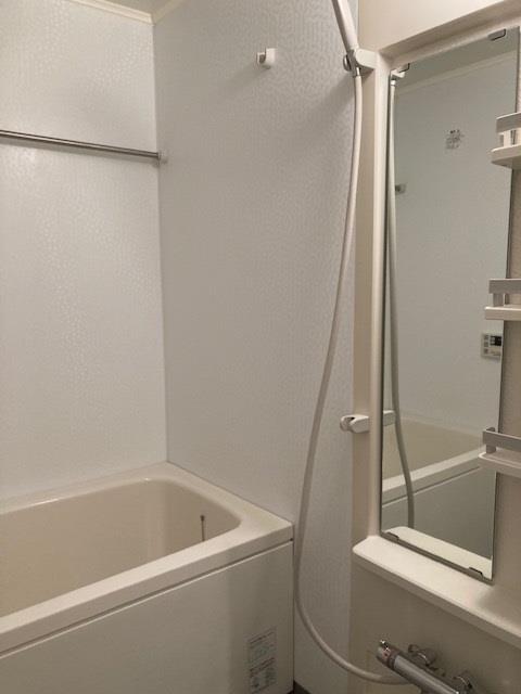 バス・シャワールーム　別部屋参考写真