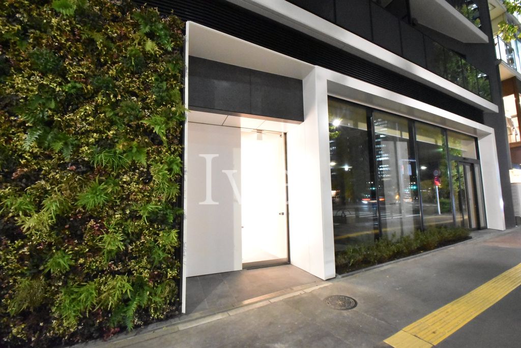 建物外観　エントランス