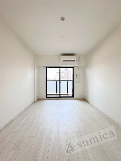 居室・リビング　同施工の参考写真です