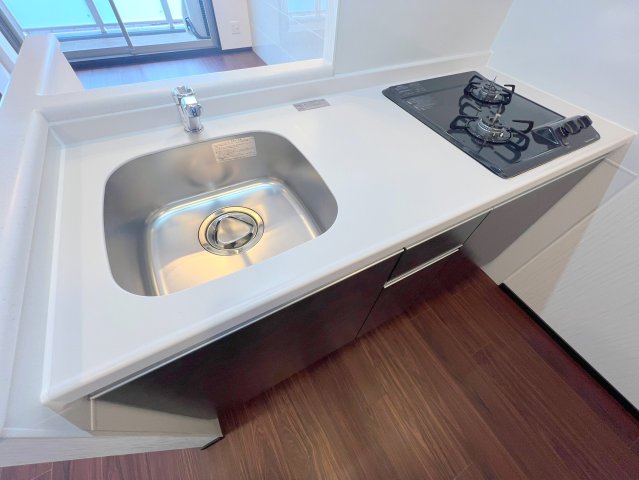 キッチン　作業のしやすい広めのキッチンです。