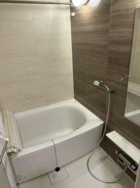 バス・シャワールーム　バスルーム