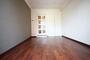 居室・リビング　同物件別号室のものです。