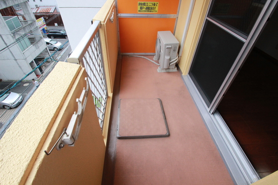 バルコニー　※別号室の写真です