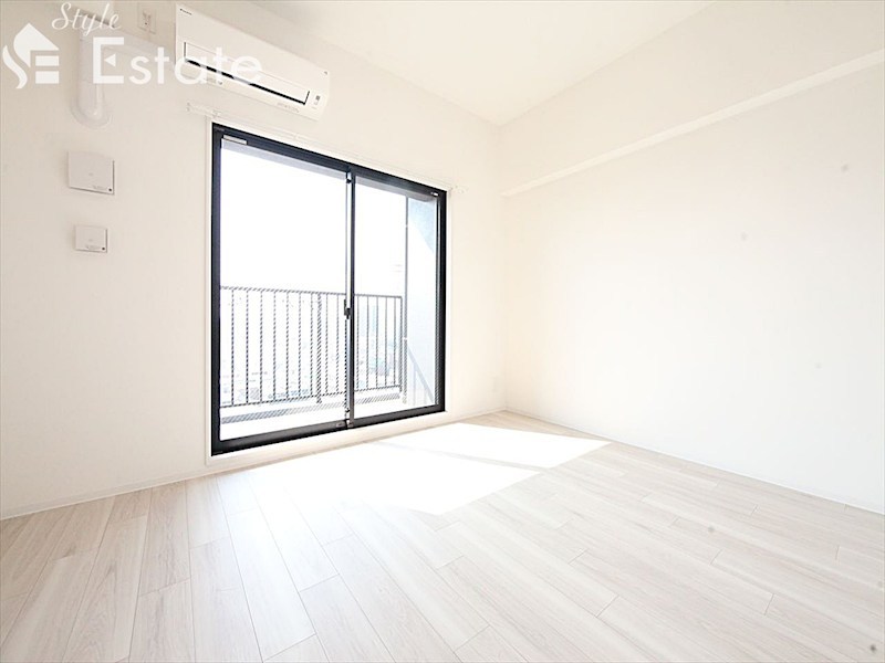 居室・リビング　内装