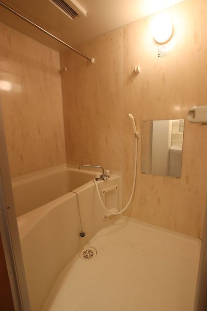 バス・シャワールーム　浴室乾燥／暖房