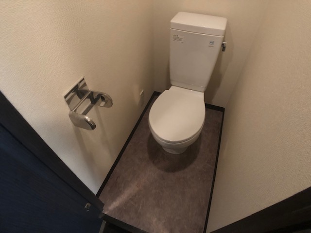 トイレ　※別部屋参考写真