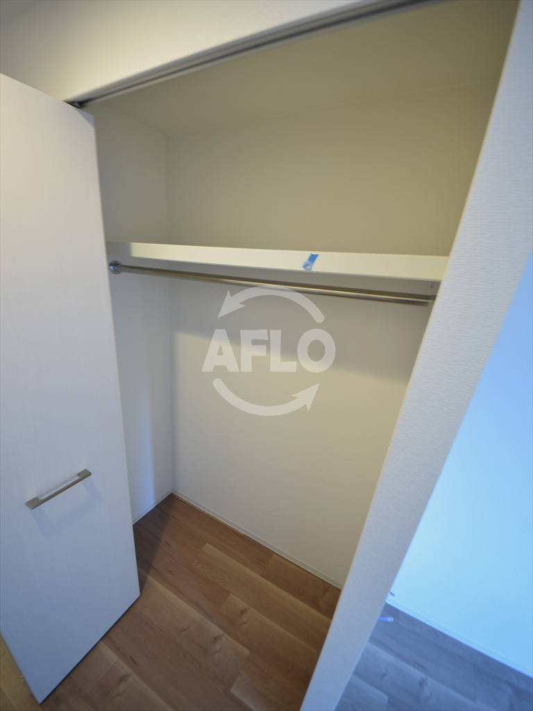 収納　エスリード阿波座ラグジェ　クローゼット