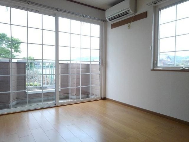 居室・リビング　図面と現状に相違がある場合には現状を優先